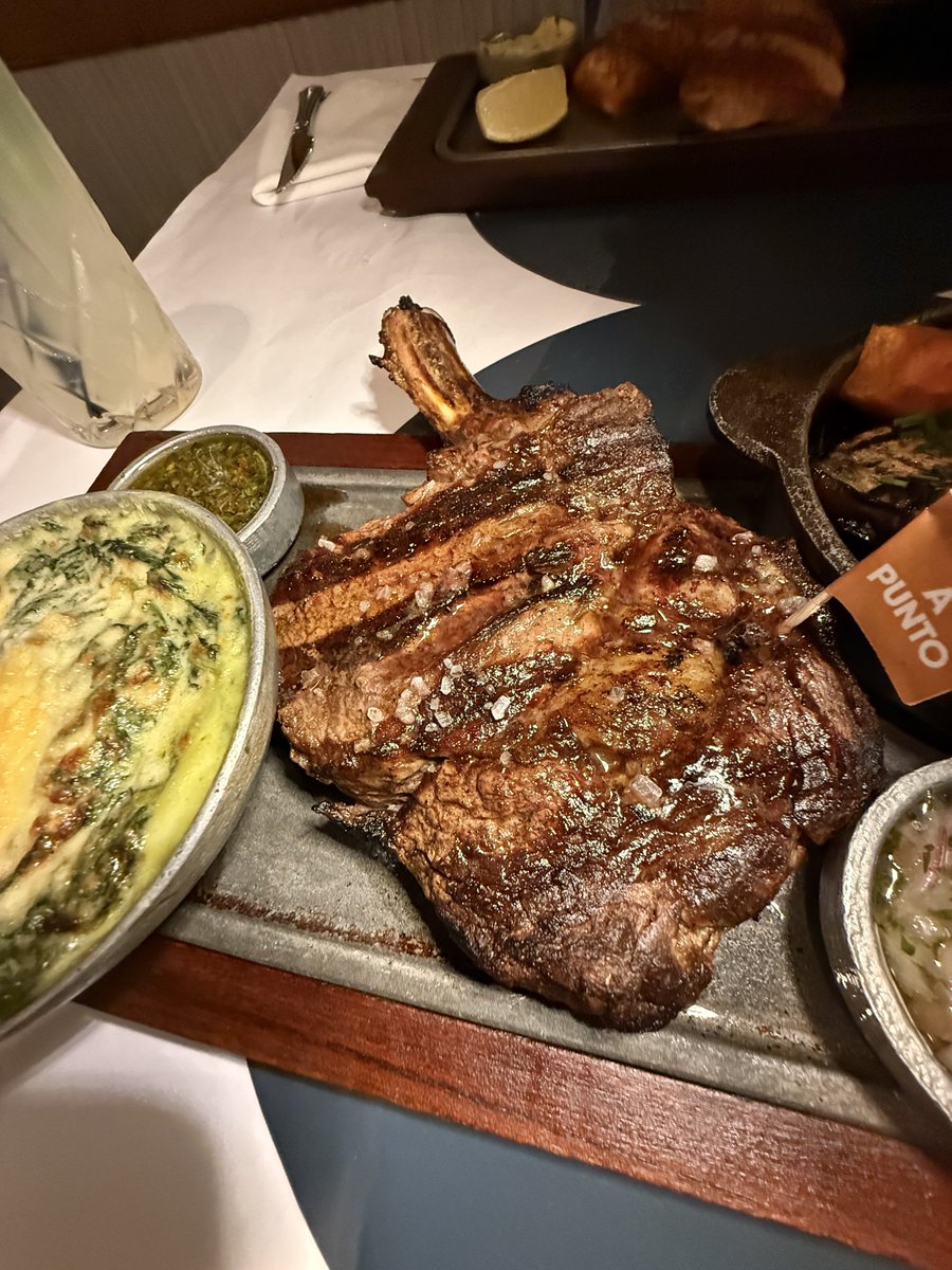 reverselong's tweet image. Trade well eat well #keto #steak #argentina steak tour. 

6th time in Burnos Aires in 4 years for extended stays! Mi espanol es mejorando mucho while I eat the best steaks in the world on a daily basis 🥩🥩🇦🇷🇦🇷🔥🔥