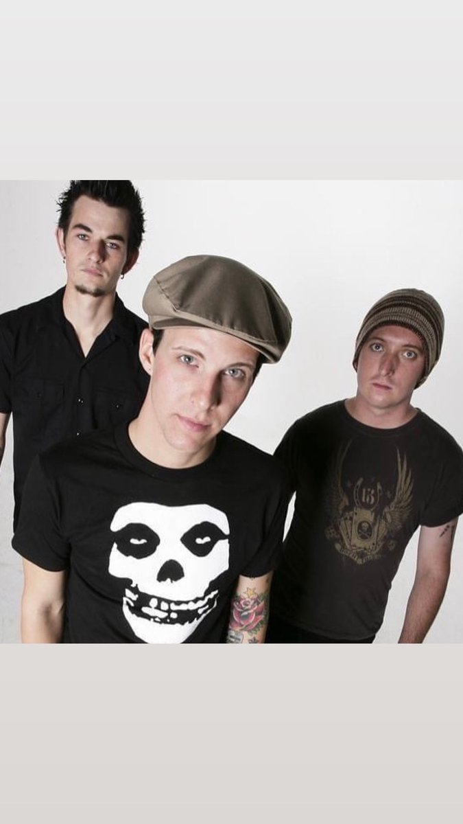 GoneIVGood tweet media