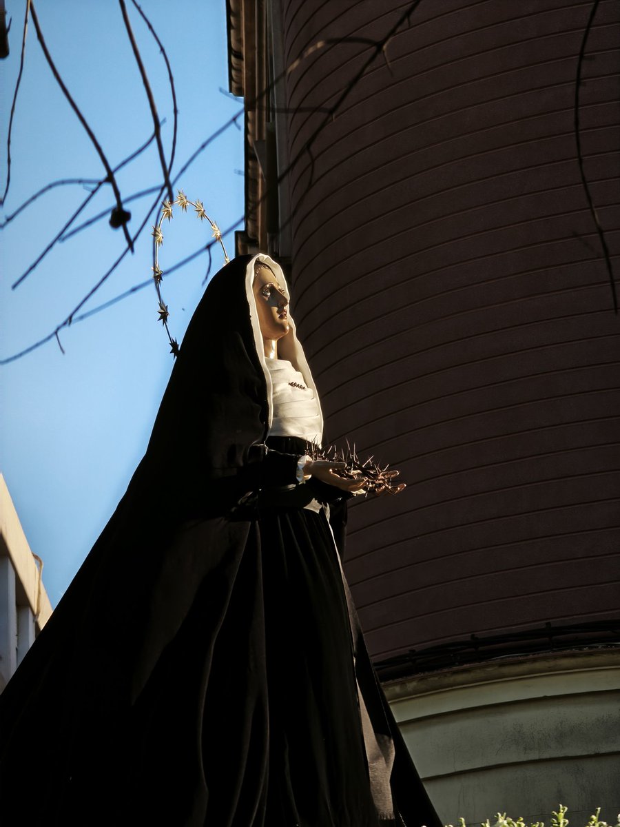 jcp26_'s tweet photo. Lunes Santo en #Jerez https://t.co/90hLicE6PJ
