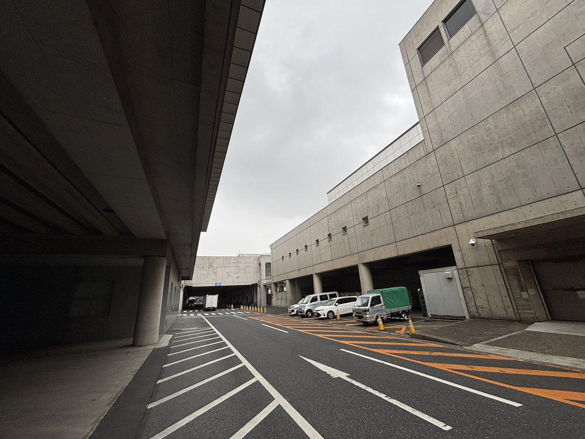 ShowNet NOC tweet media