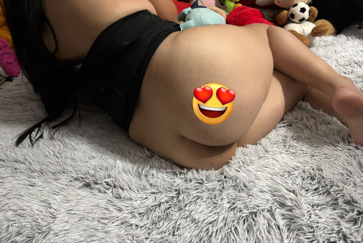 EllaYEl69 tweet media