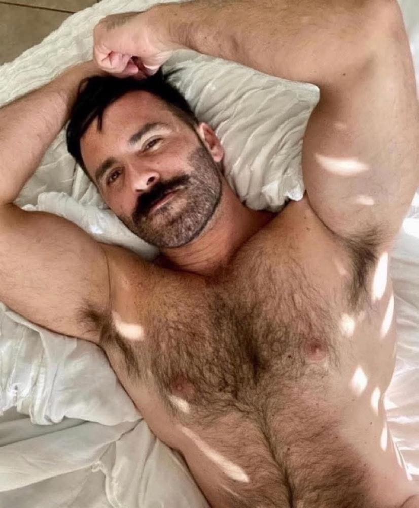 Mister Race Bannon tweet media