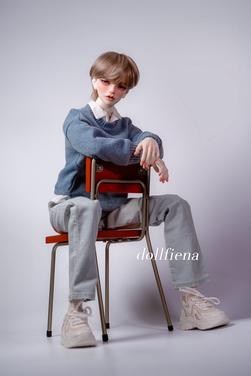 Dollfiena tweet media