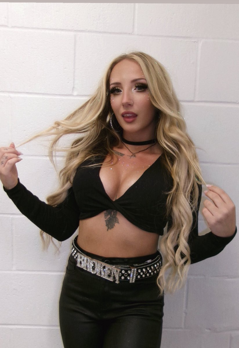 Heather by Elegance 💋 tweet media