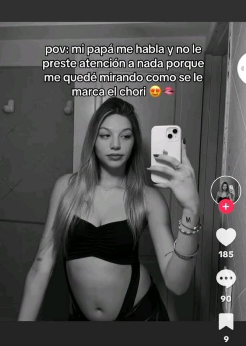 Mujeres Out Of Context tweet media