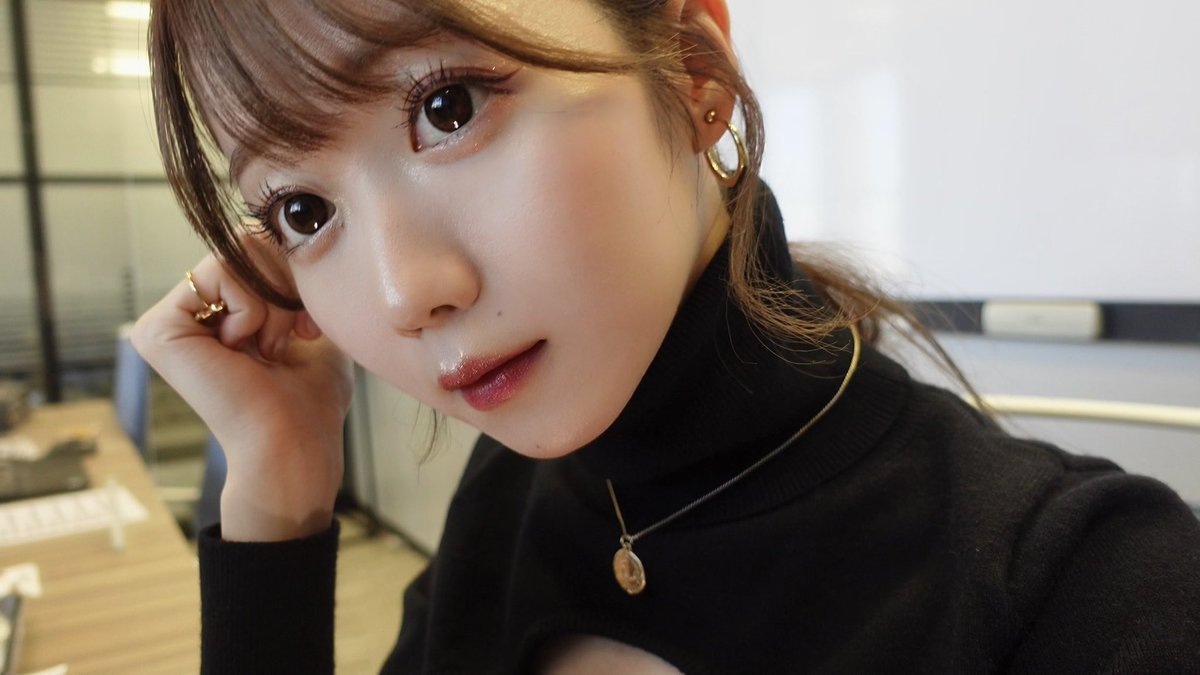 あかいの。 tweet media