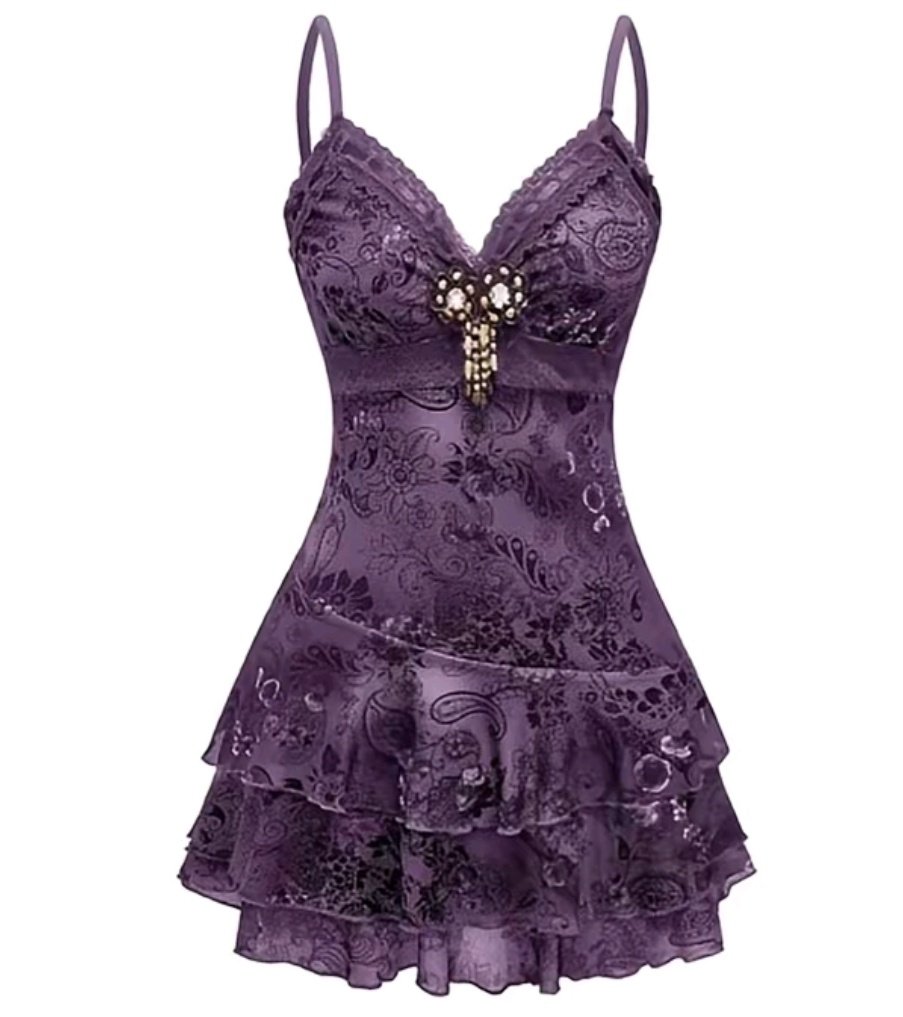 queria achar vestidos assim bem whimsygoth pra comprar mas eh mt difícil qodio