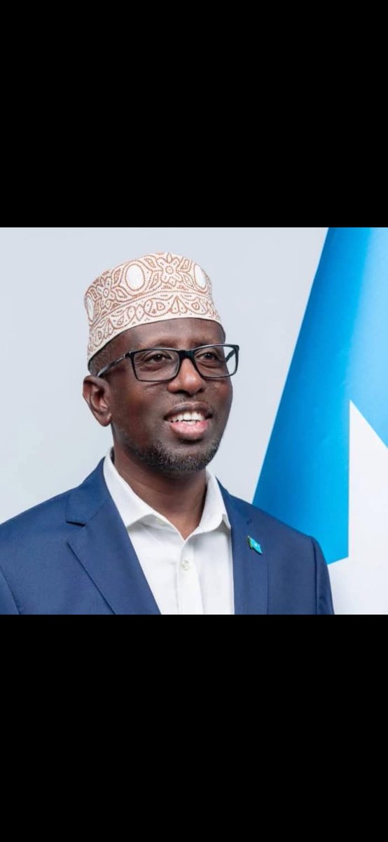 Maxaa dhacaya haddii ragaan ay diidaan damaca #HassanSheikhMohamud uu maamul ugu Dhisayo koonfur galbeed ama ay doorashod parallel election ay qabtaan? Haddii ay ku doodaan madaxwaynaha koonfur galbeed waa Laftagareen maxaa la filan karaa?