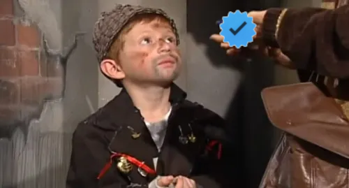 PolloImperial - kuKu tweet media