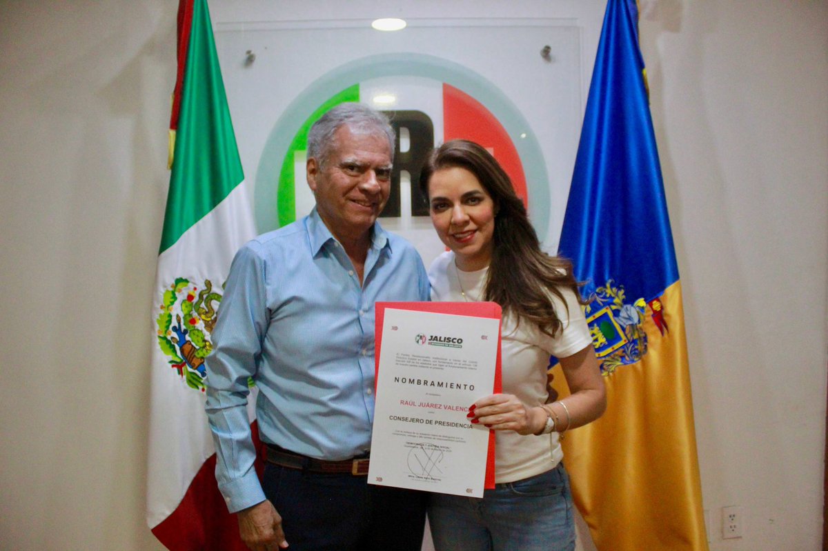LauHaro's tweet photo. Es un gran placer para mí y todo el equipo, sumar a Raúl Juárez Valencia como Consejero de la Presidencia del PRI Jalisco. Su experiencia política y gran trayectoria serán de gran valor para nuestro proyecto.

A nombre el priismo jalisciense, muchas gracias. ¡Enhorabuena! https://t.co/kM1gQENNMN