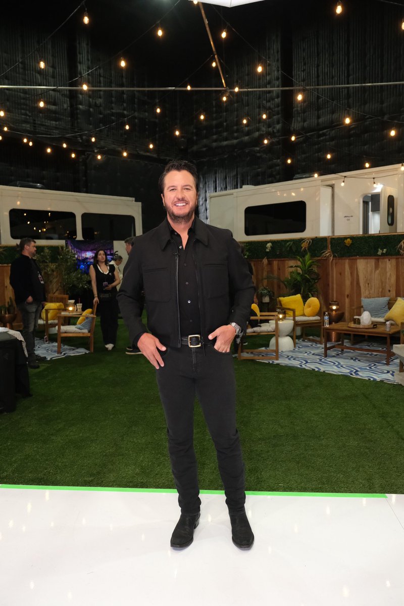 Luke Bryan tweet media