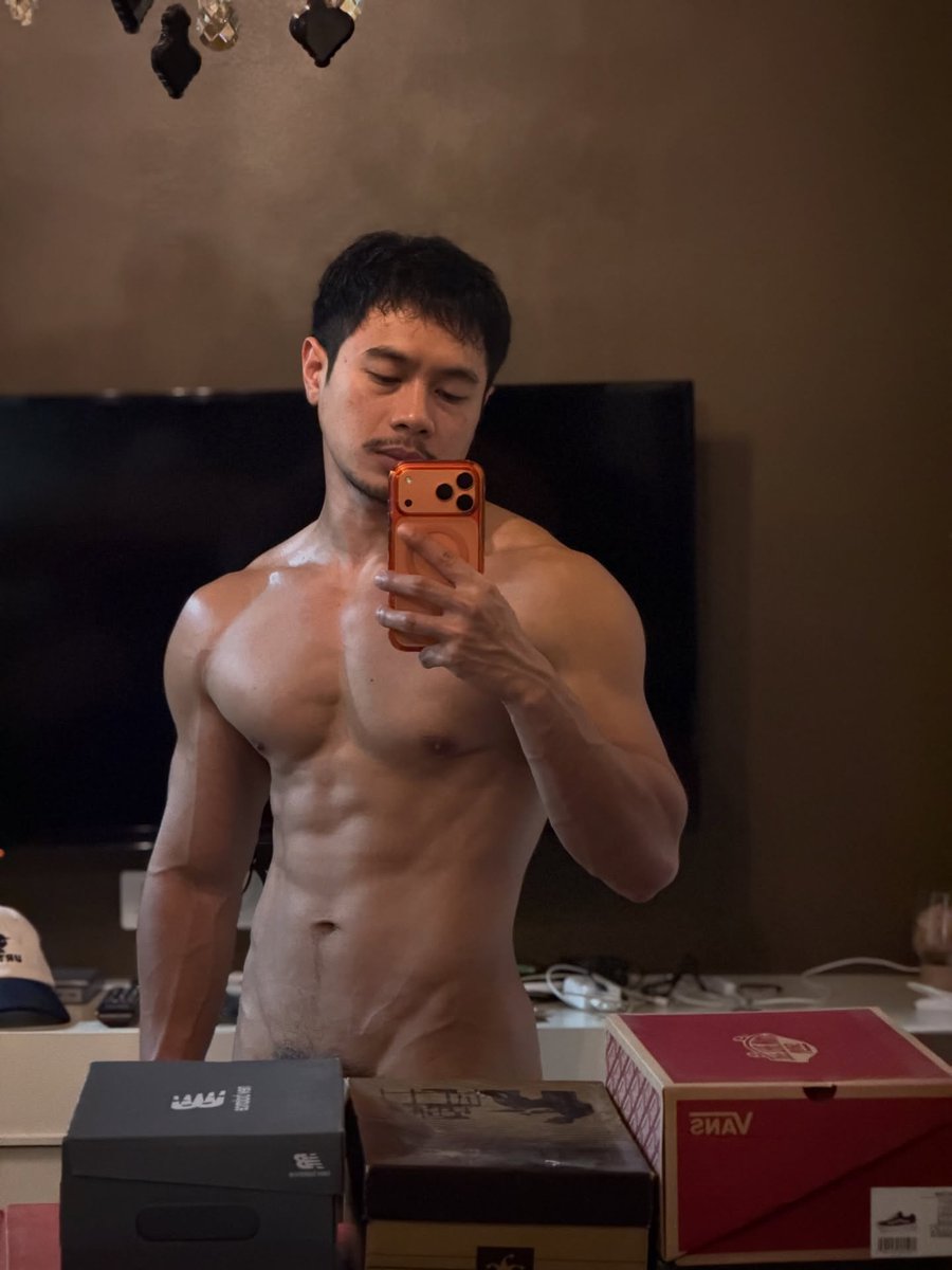รักกกก เค้า
Cr. suriyadanhokhai