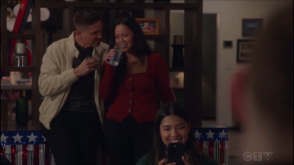 starschenl's tweet image. queria saber do que eles tavam rindo #fomo // #therookie