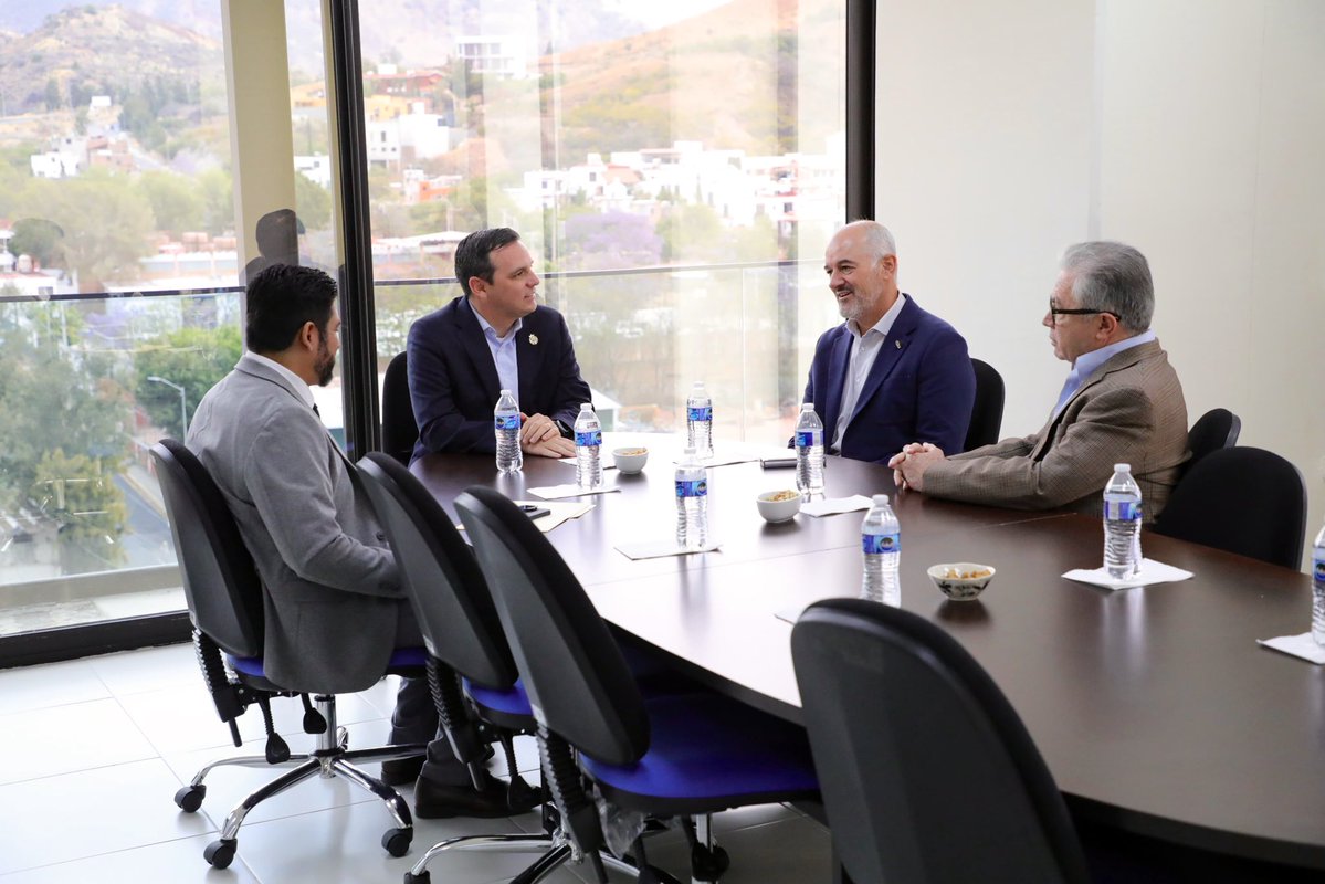 Jorge Jiménez Lona tweet media