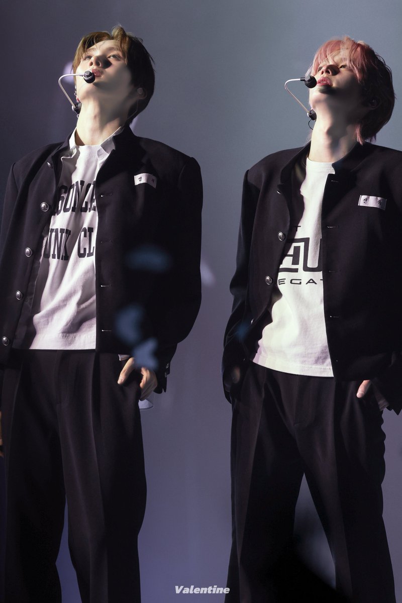 Valentine tweet media