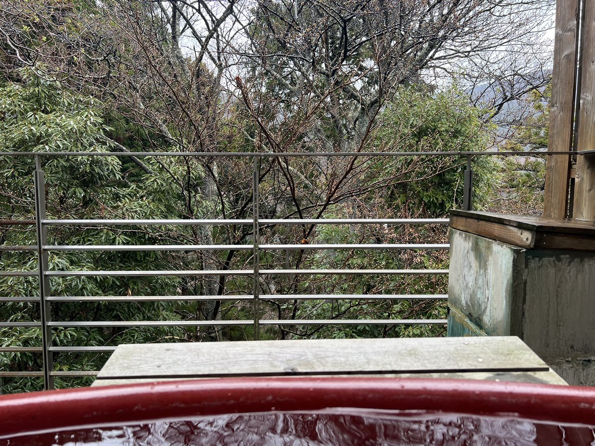 あるごん tweet media