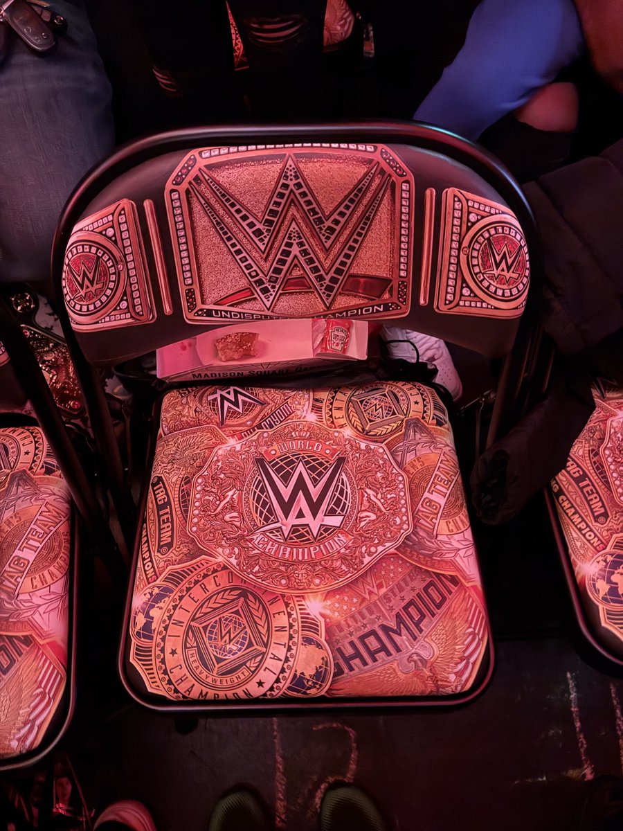 Green Shirt Guy tweet media