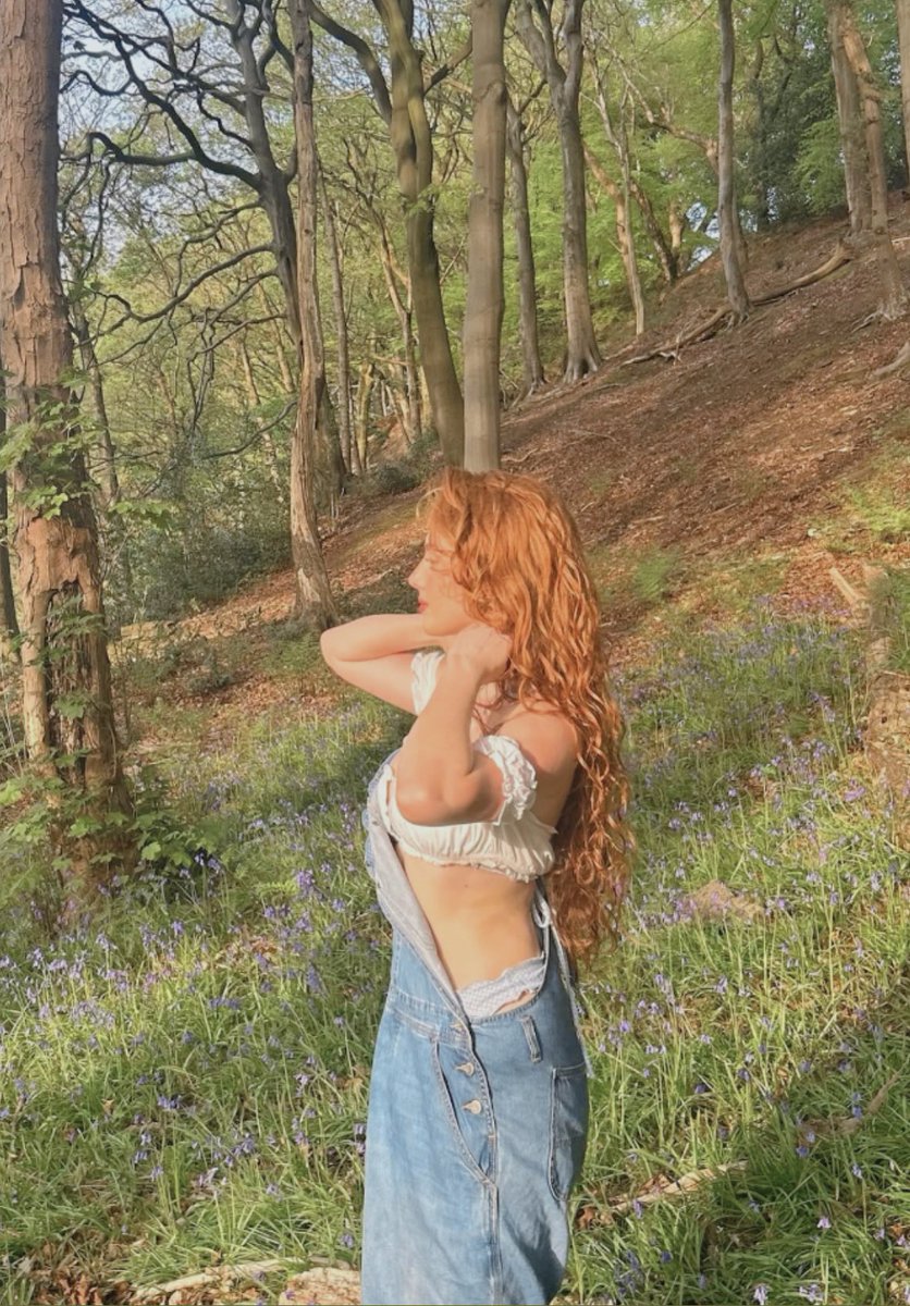 ⠀⠀⠀ ⠀⠀⠀  ⠀⠀⠀⠀⠀ ⠀⠀⠀  ⠀

                    They  say  “all good girls” 
                    go  to  heaven,   but  bad  
                    girls bring heaven to you.

⠀