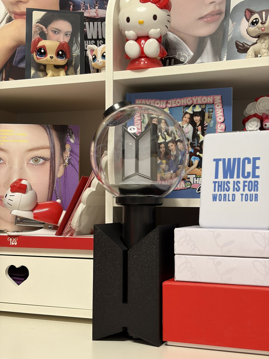 bibia is seeing bts ♡ tweet media