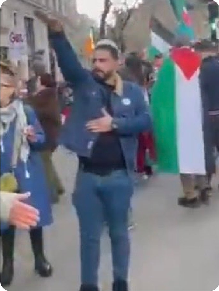 The Guitarcorsist tweet media