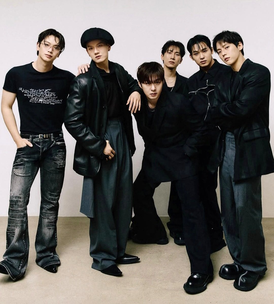lcsub_33's tweet photo. 260324 코스모폴리탄 2026 4월호 인터뷰전문

비투비 BTOB #WeTogether 
서은광 #SEOEUNKWANG
이민혁 #LEEMINHYUK
이창섭 #LEECHANGSUB
임현식 #LIMHYUNSIK
프니엘 #PENIEL 우리다시
육성재 #YOOKSUNGJAE

👇🏻 비투비 14주년 완전체 컴백기념 화보
https://t.co/N8xr7fNG2H https://t.co/29lcrPpqBV
