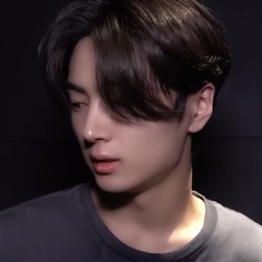 jay media⋆⭒˚.⋆ tweet media