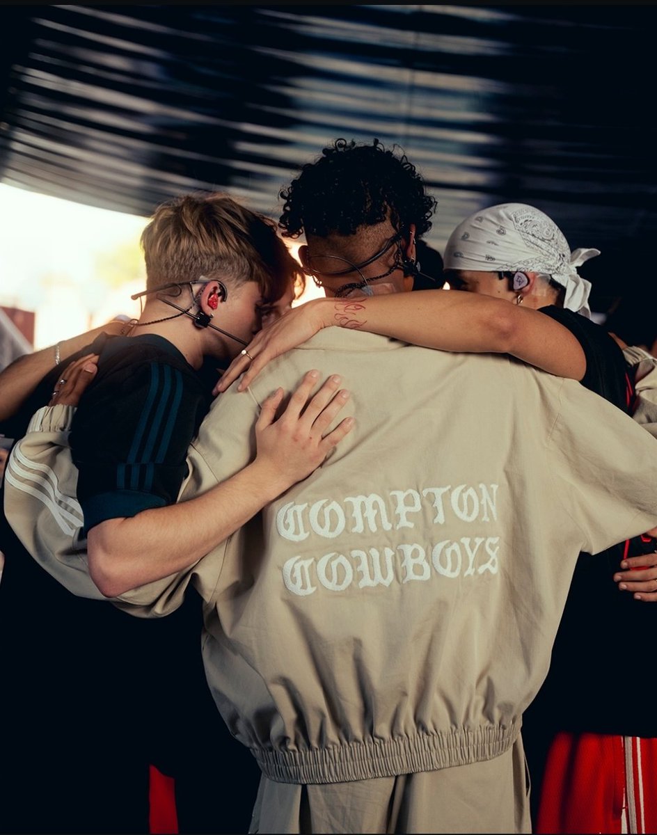 evii۶ৎ | DUAL🪽 tweet media