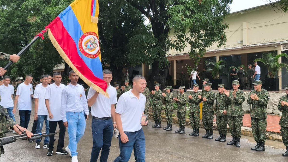 Segunda División del Ejército Nacional tweet media