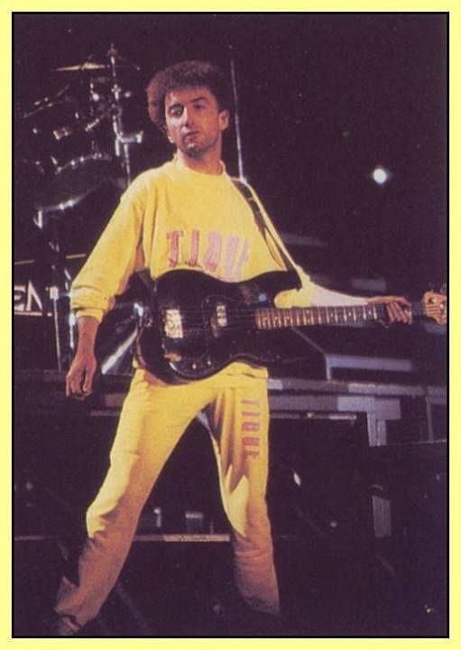 Deacy_amp tweet media