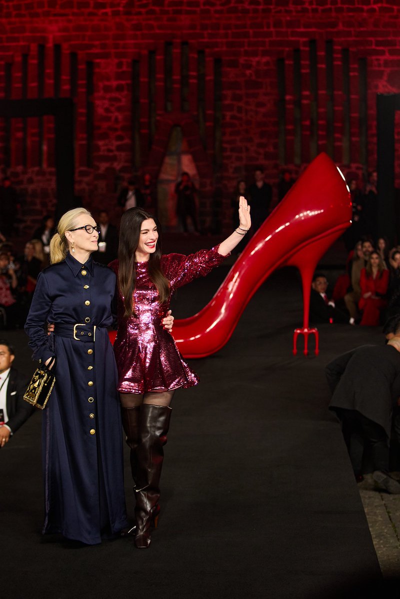 An interest in fashion is mandatory. 

The Devil Wears Prada 2 hits Mexico City. See the film in only theaters May 1.