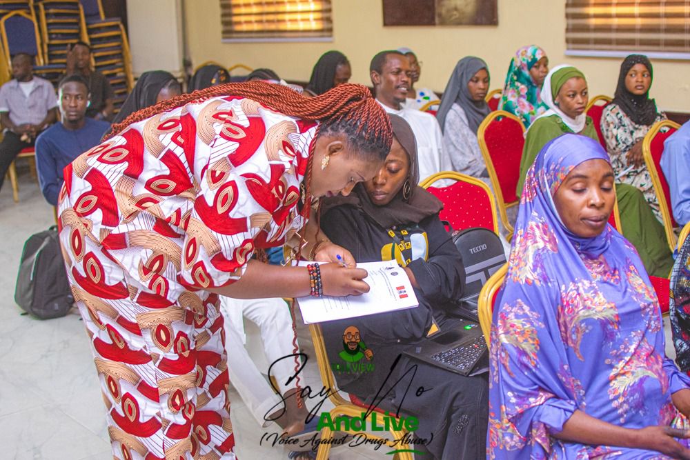 «•ATINUKE 👑•» tweet media