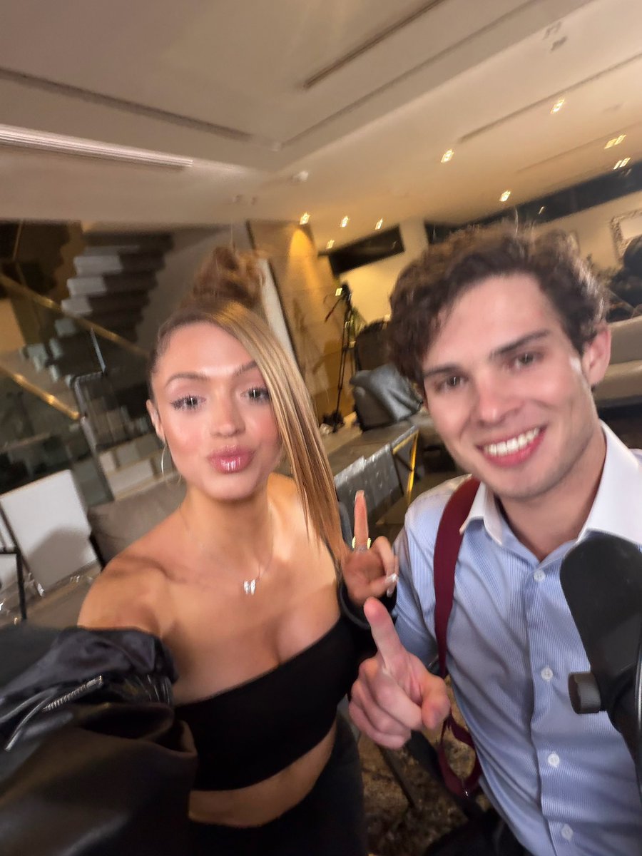 Victoria Rose tweet media