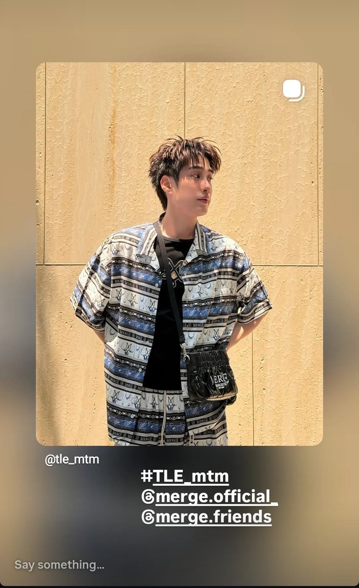 water☆ tweet media