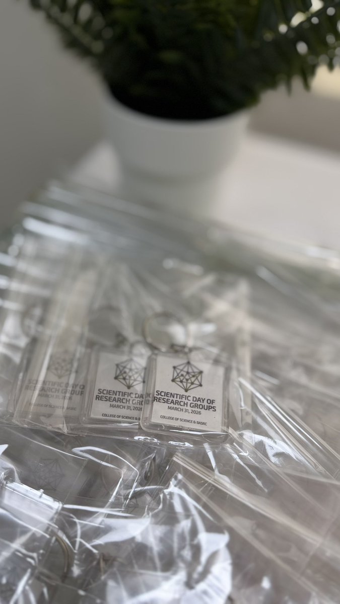 كلية العلوم tweet media