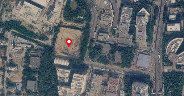 ChennuSridhar's tweet image. #Hyderabad #HITECcity #CommercialRealEstate #OfficeSpace

Divyasree Trinity Block 1 to undergo major redevelopment 🚧📍 HITEC City

Low-rise (2 lakh sq ft) to be replaced with 7 lakh sq ft of premium office space 
Currently at excavation stage

📷 : JLL