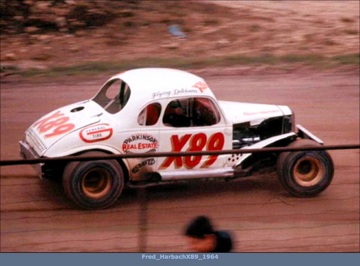 DaveTaylor96268's tweet photo. 1964 - Fred Harbach #X89. B&W photos are of this car being built, including the spring installation of the famous "Flemke"* front suspension.
* Named for noted driver & car builder, Ed Flemke https://t.co/SGFAH2BDkh