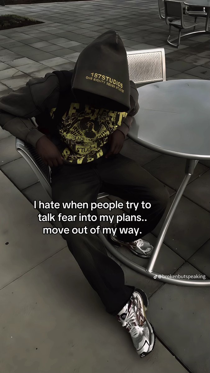 Dee.💜 tweet media