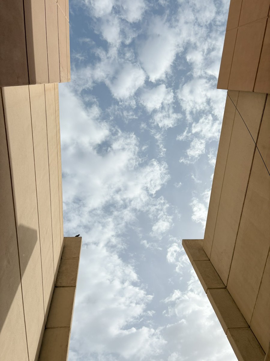 wearefloatinginspace tweet media