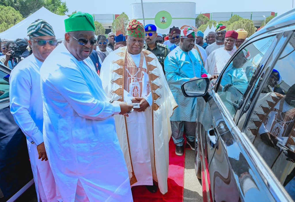 Manjul Vic🦅 tweet media