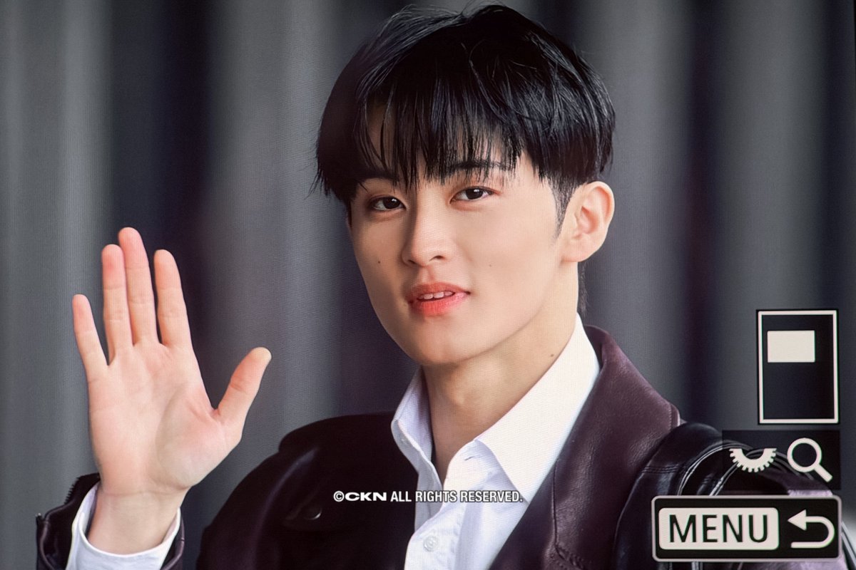 coolkidnight tweet media