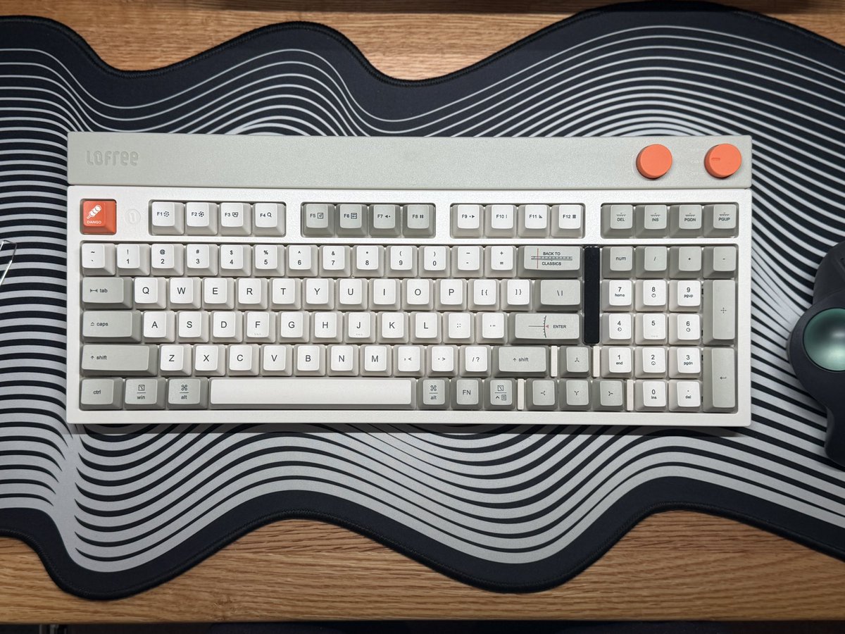 翁（おきな） tweet media