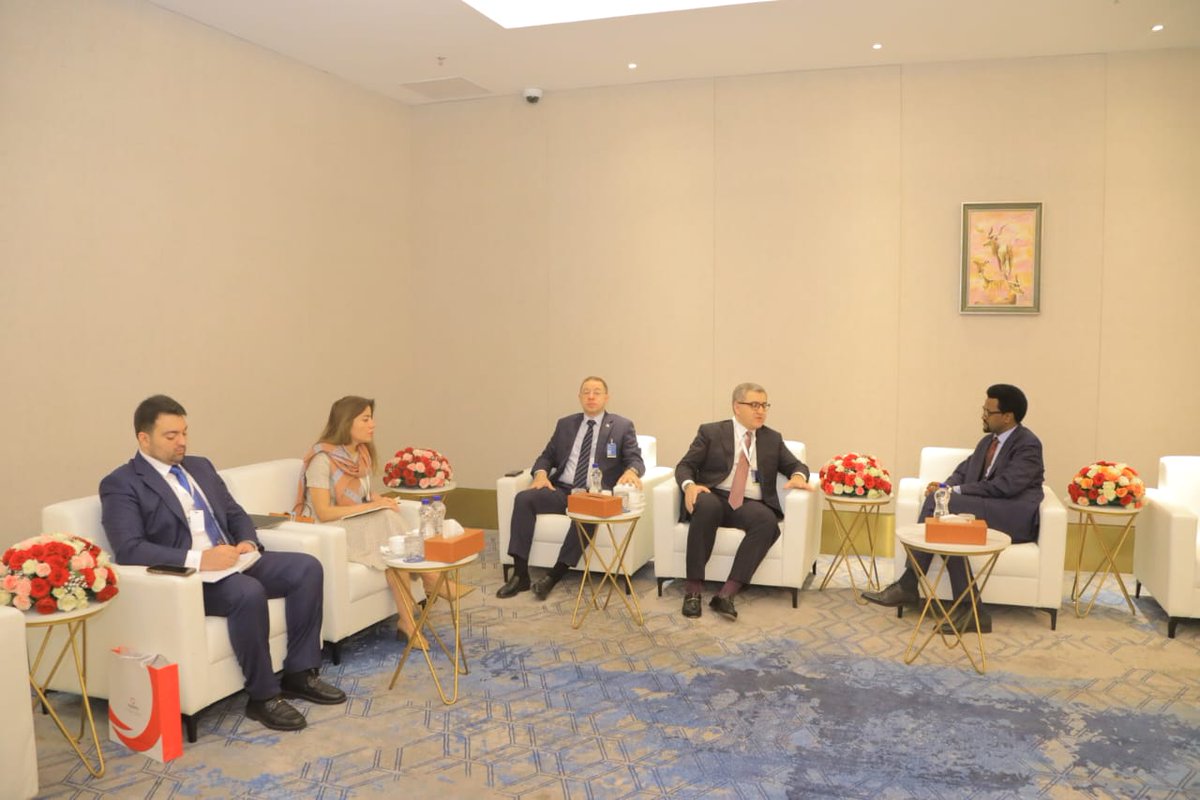 EthioInvestment's tweet photo. Azerbaijani companies show strong interest in investing in Ethiopia 🇪🇹🤝🇦🇿

At #InvestInEthiopia2026, EIC and AZPROMO discussed turning agreements into action, with a high-level delegation visit coming soon.

#Ethiopia #Investment https://t.co/kas8PlNfmr