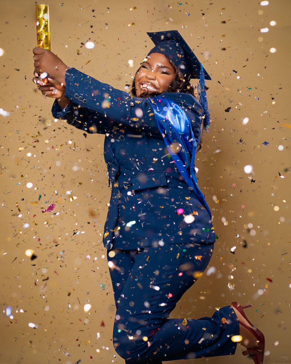 FIFI🌟 tweet media