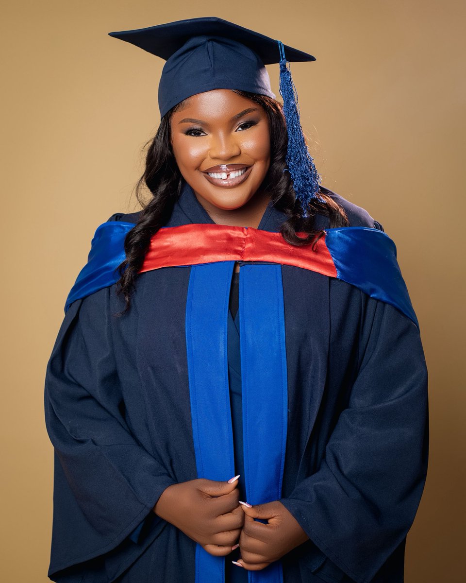 FIFI🌟 tweet media