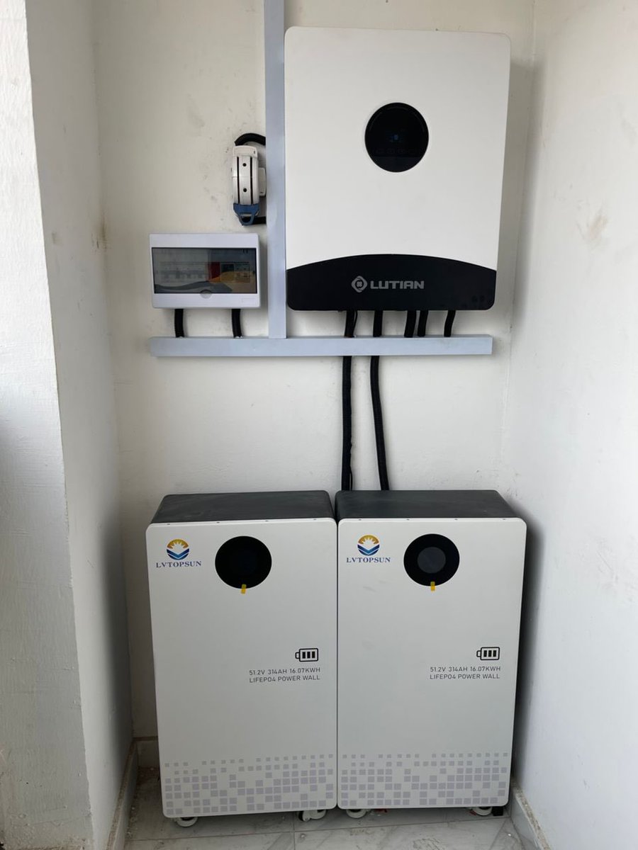 Vtech_solar's tweet photo. At VTech Solar, we engineer premium renewable energy systems designed for discerning homeowners, corporate organizations, and industrial facilities that demand performance without compromise. https://t.co/78U4KEzoEq