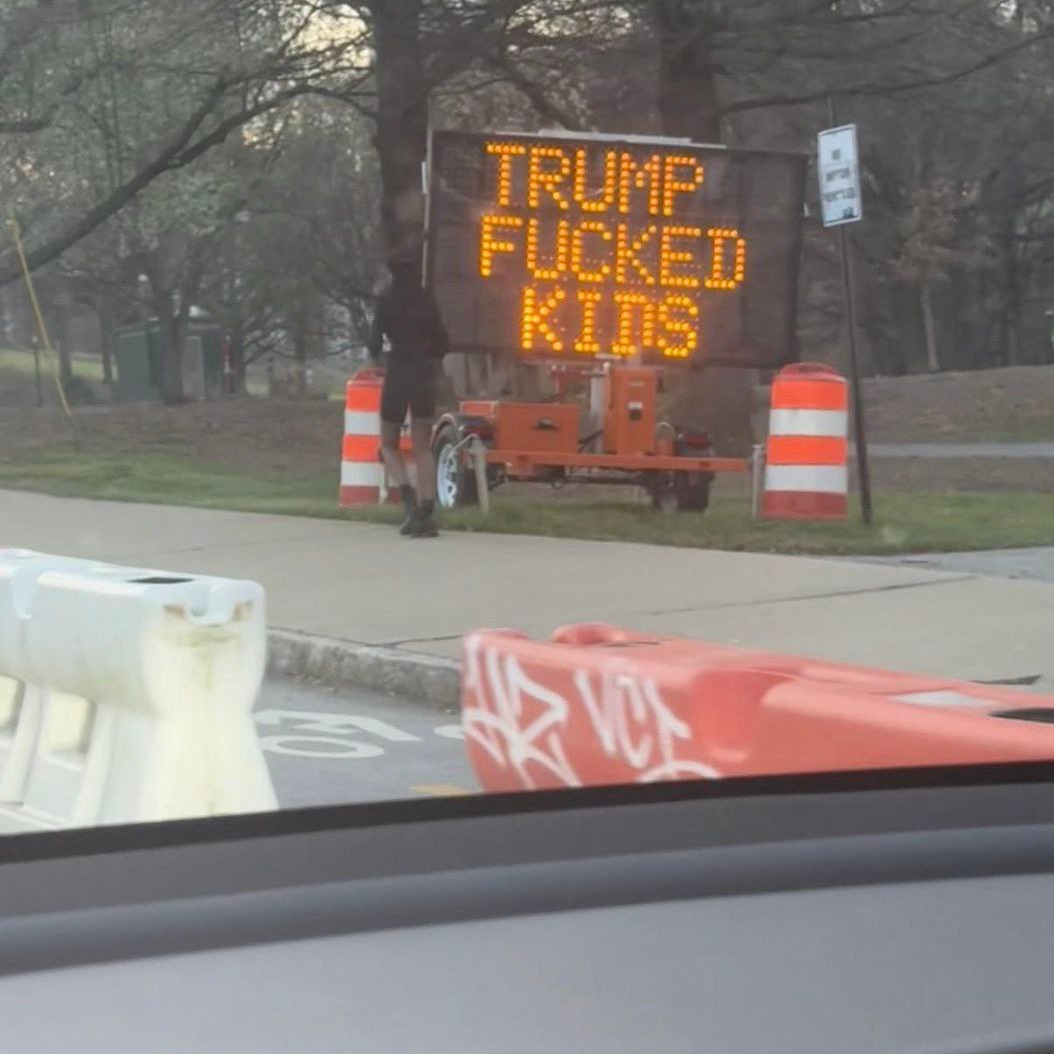 I,Hypocrite tweet media