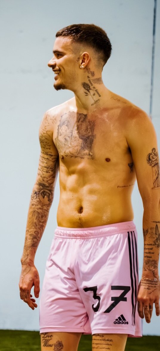 ᴛʜɪʀꜱᴛʙʏꜱᴇʙ tweet media