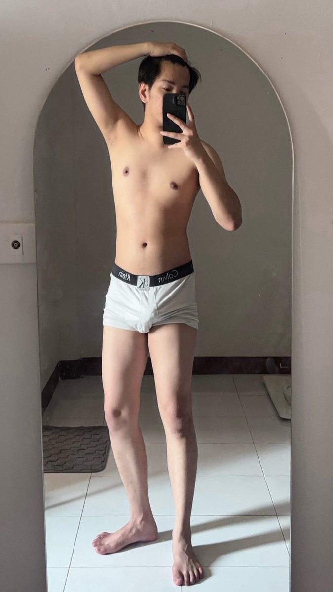 FBBTHOLL's tweet photo. โอเคผอมไม่ทันสงกรานต์แล้ว😔 https://t.co/uoPEa7SgiQ