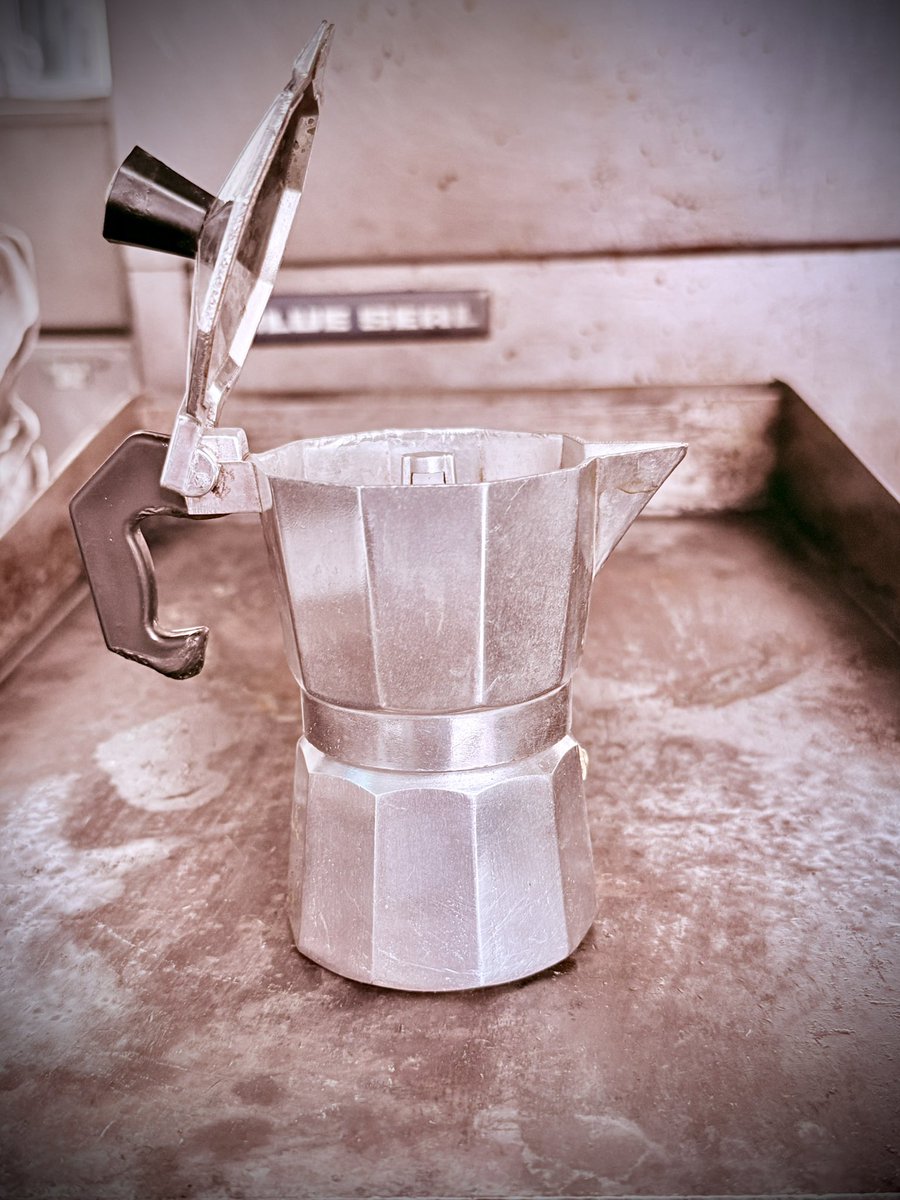 Char_Caz's tweet image. You know you’re tired when you bring your Moka to work. #chef #cheflife