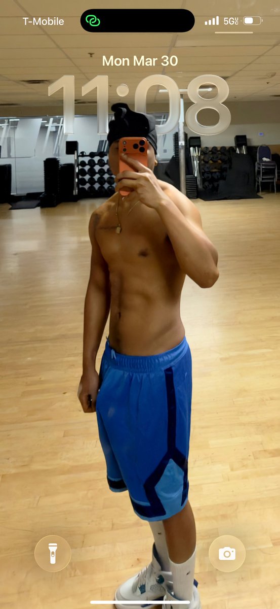 WhyKay🎎 tweet media